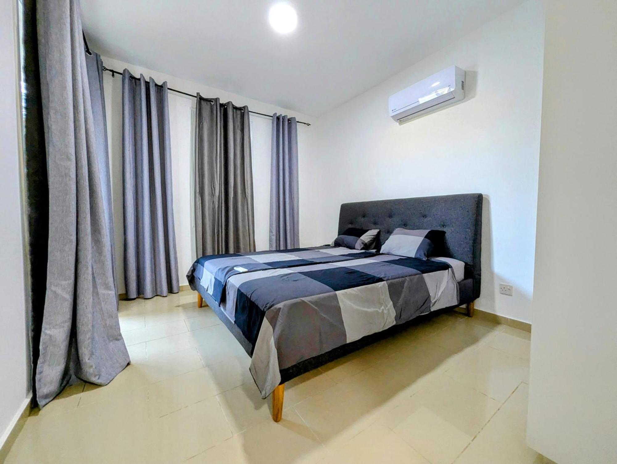 Cyprus 001 Apartman *